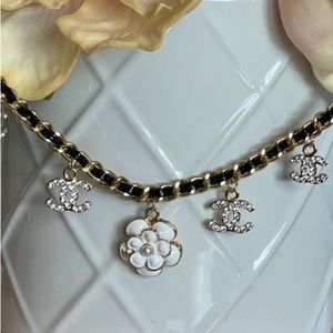 STUNNING inspo necklace !!!